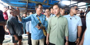 Pj Gubernur Agus Fatoni Dampingi Wapres Tinjau PPI Hamadi: Potensi Perikanan di Papua Cukup Besar