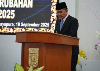 Pj Gubernur Papua Sampaikan Jawaban atas Pandangan Umum Fraksi-Fraksi DPRP Terkait Raperdasi APBD Perubahan Tahun Anggaran 2025
