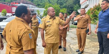 Gubernur Matius Fakhiri Fokus Tingkatkan Pengawasan di OPD pada Hari Kedua Jabatannya