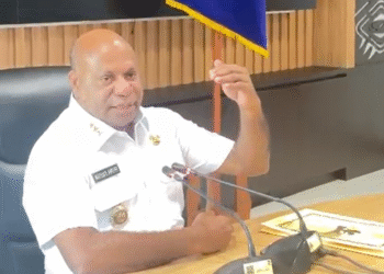 Gubernur Fakhiri Tanggapi Pembakaran Mahkota Cenderawasih, Tekankan Pentingnya Melestarikan Budaya Papua