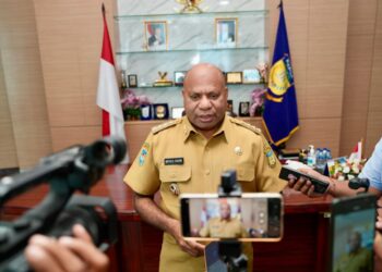 Gubernur Papua Ajak Masyarakat Jaga Tatanan Adat dan Budaya Setelah Insiden Pemusnahan Mahkota Cenderawasih