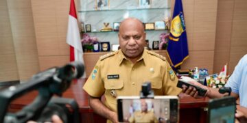 Gubernur Papua Ajak Masyarakat Jaga Tatanan Adat dan Budaya Setelah Insiden Pemusnahan Mahkota Cenderawasih