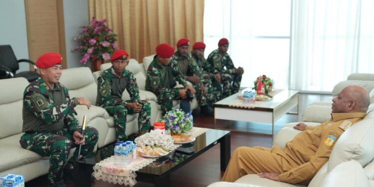 Pertemuan Kementerian Kehutanan, Forum Adat Tabi Saireri, dan Gubernur Papua terkait Pemusnahan Mahkota Cenderawasih