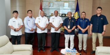 Gubernur Papua Matius Fakhiri Bahas Langkah Strategis Pengelolaan Anggaran Bersama  DJPB