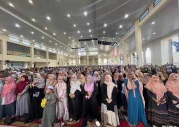 Ribuan Jamaah Hadiri Tabligh Akbar dan Milad ke-8 Kerukunan Keluarga Pattinjo di Nabire