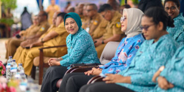 Ny. Eva Fakhiri Mengajak Masyarakat  untuk  Konsumsi Ikan Secara Rutin untuk Cegah Stunting dan Cetak ‘Generasi Emas’