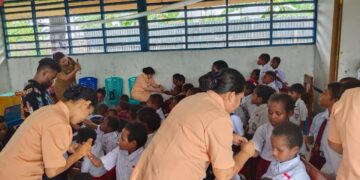 Bakti Sosial HUT ke-26 Dharma Wanita: DWP Dinkes Papua Tengah Dorong Generasi Sehat, Masa Depan Seha