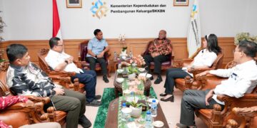 Menteri Wihaji dan Gubernur Fakhiri Bersinergi Perkuat Pembangunan Kependudukan, Wujudkan Papua Emas 2045