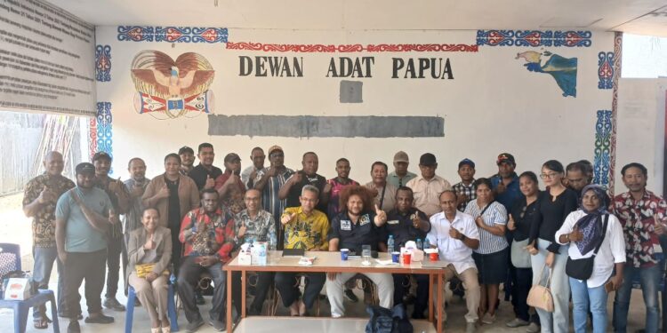 APBD Papua Barat Daya Turun Drastis, Senator Paul Finsen Mayor Minta Fokus Investasi dan Prioritas Tiga Klaster Warga Papua