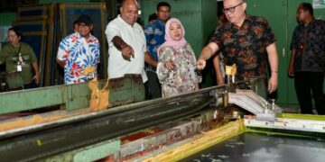 Membuka Ruang Bagi Pelaku Usah Lokal, Gubernur Papua Mulai Melirik Potensi dari Sektor Industri Texstile