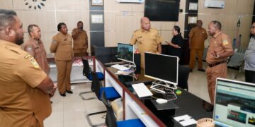 Tingkatkan Layanan Publik, Periksa Kinerja PTSP Provinsi Papua dalam Sidak Mendalam