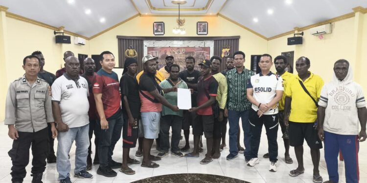 Polres Merauke laksanakan Mediasi, PHL dan TKBM Berdamai Operasional Pelabuhan laut Merauke kembali lancar