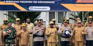 Kapolres Nabire Raih Penghargaan Atas Dedikasinya dalam Menjaga Keamanan Masyarakat