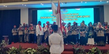 Gubernur Papua Barat Daya Hadiri Pelantikan K2SBT: Tekankan Persatuan dan Peran Masyarakat Seram dalam Membangun Daerah