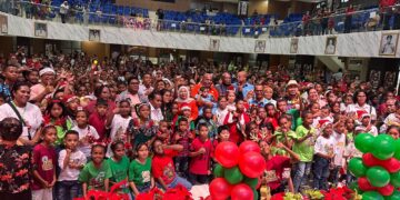 Pesan Gubernur Papua dalam Natal Akbar ABI 2025: Pentingnya Penguatan Iman dan Mental Anak-anak Papua