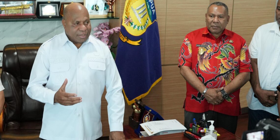 Gubernur Papua Tetapkan Upah  Minimum Provinsi 2026 Naik 3,51 Persen