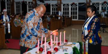 Hadiri Perayaan Natal GKI Calvaria: Gubernur Ajak Masyarakat Jadikan Keluarga Fondasi Pembangunan Papua
