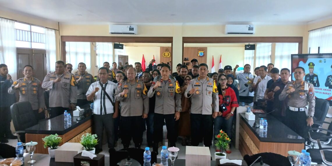 Polda Papua Barat Daya Paparkan Evaluasi Kinerja dan Situasi Kamtibmas Akhir Tahun 2025