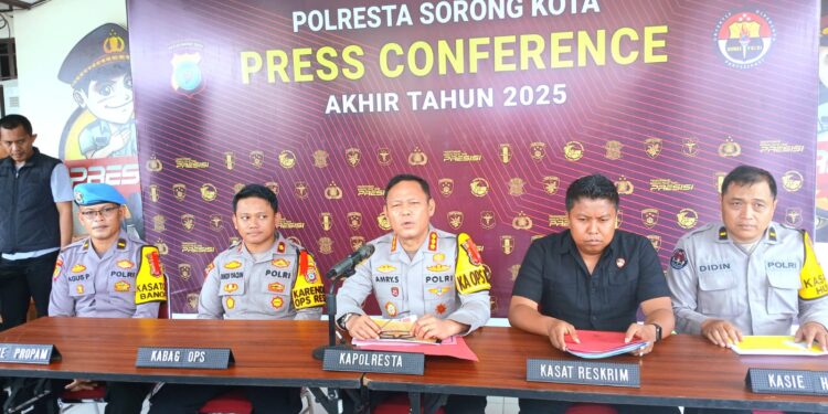 Polresta Sorong Kota Tetapkan Lima Tersangka Korupsi Pengadaan Pakaian Dinas DPRD PBD, Kerugian Negara Rp715 Juta